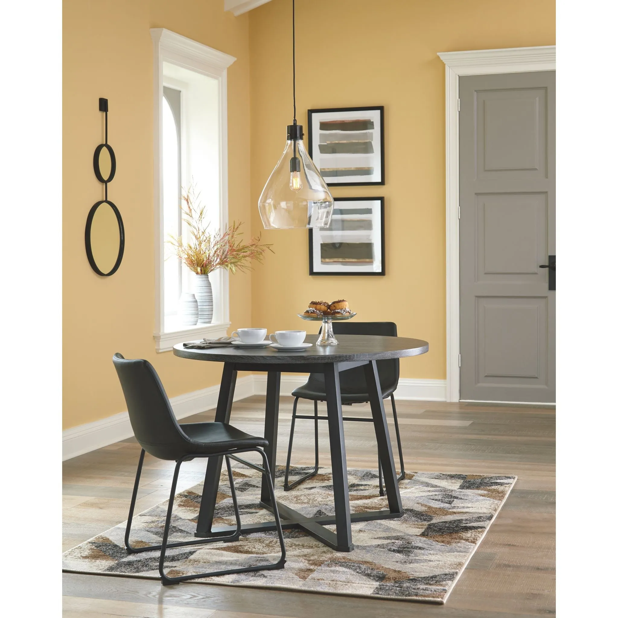 Centiar Dining Set
