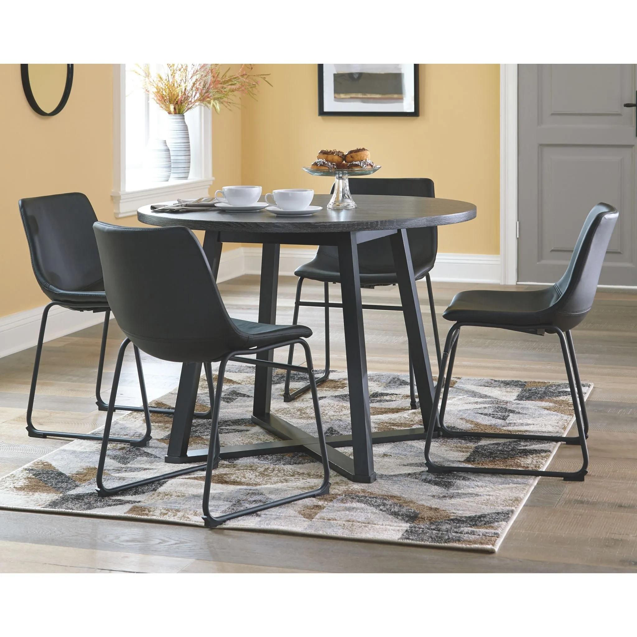 Centiar Dining Set