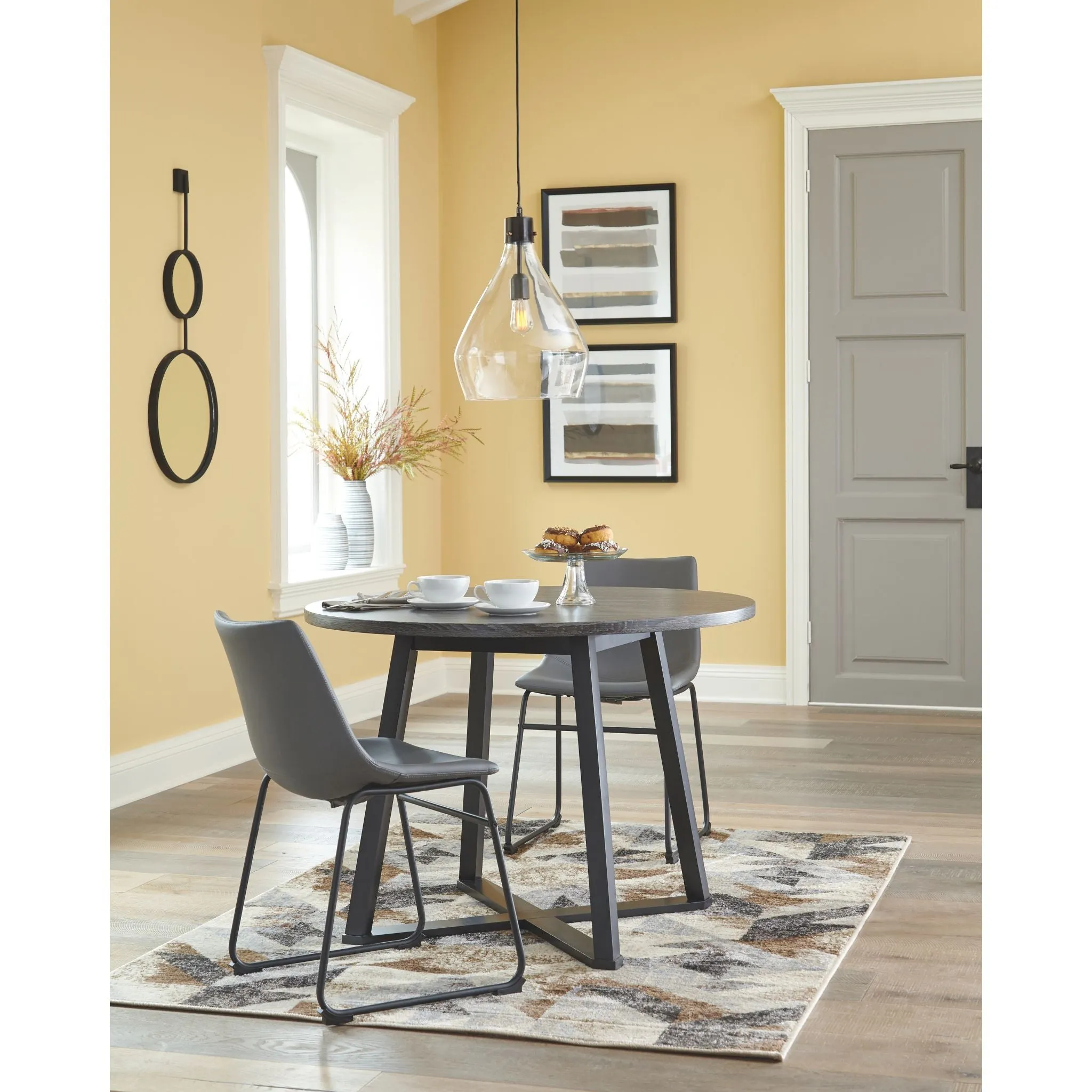 Centiar Dining Set