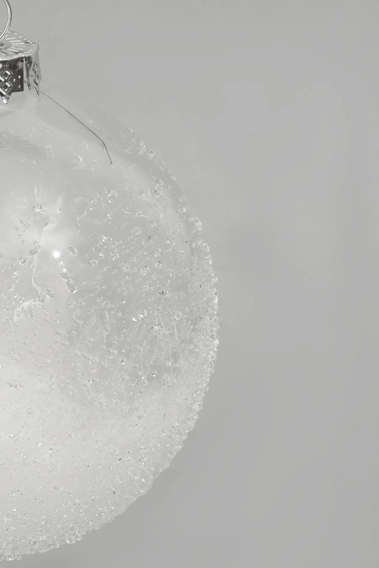 Elegant Large Glass Decoration with White Feathers