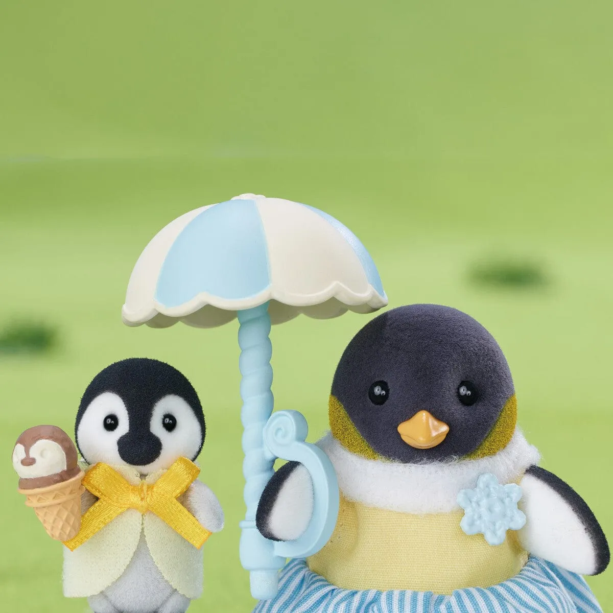 Epoch Calico Critters Penguin Family