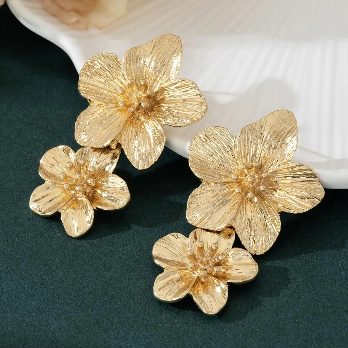 Gold Flower Earrings for Women Silver Large Big Gold Statement Earrings Chunky Daisy Floral Summer Fashion Trendy Jewelry